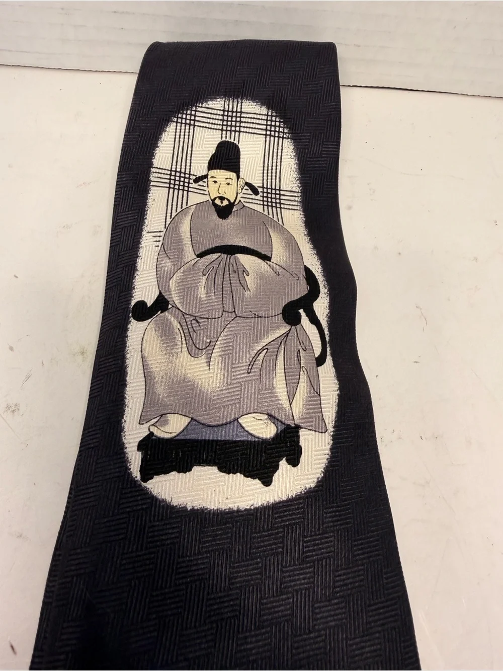 Color Uomo Black Silk Necktie with Asian Art Figure Graphic and Kanji Script